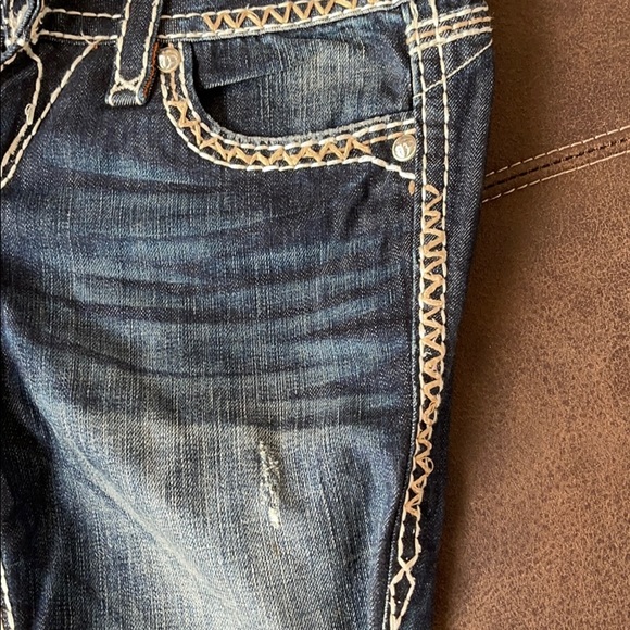 Jeans - Picture 4 of 15